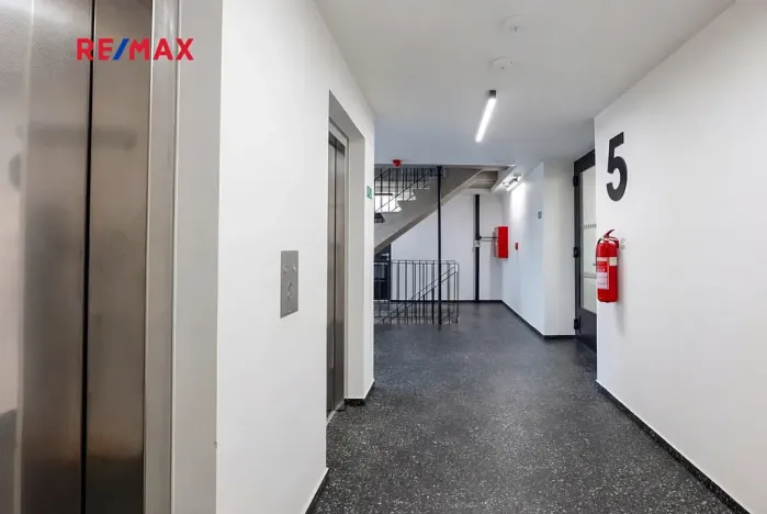 Prodej bytu 2+kk, Praha - Chodov, Čenětická, 48 m2