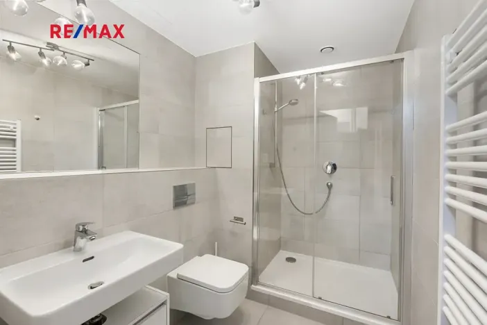 Pronájem bytu 1+kk, Praha - Košíře, Naskové, 33 m2