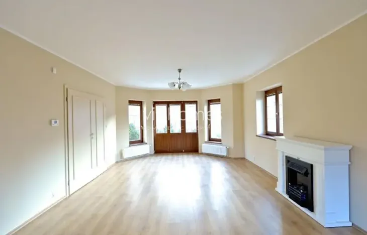 Pronájem vily, Praha - Nebušice, K vinicím, 300 m2