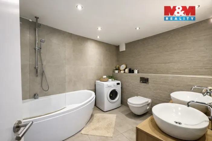 Prodej bytu 3+kk, Praha - Hrdlořezy, Nad Smetankou, 97 m2