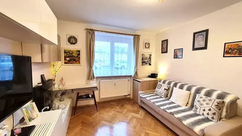 Prodej bytu 1+1, Dobříš, Březová, 31 m2