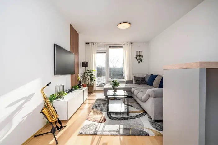 Prodej bytu 2+kk, Praha - Troja, Hnězdenská, 47 m2