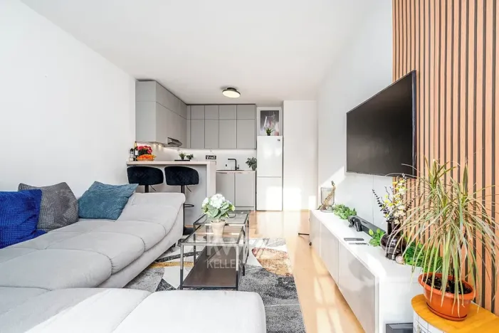 Prodej bytu 2+kk, Praha - Troja, Hnězdenská, 47 m2