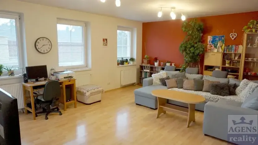 Prodej rodinného domu, Kozojedy, K Jevanům, 167 m2