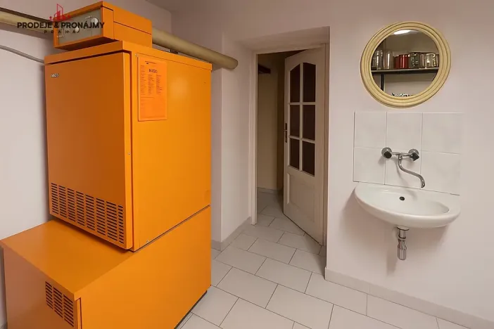 Prodej vily, Praha, 243 m2