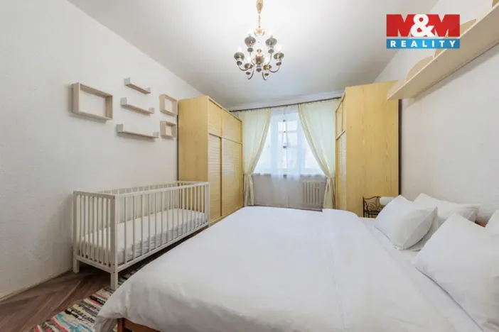 Prodej bytu 2+1, Nová Role, Husova, 54 m2