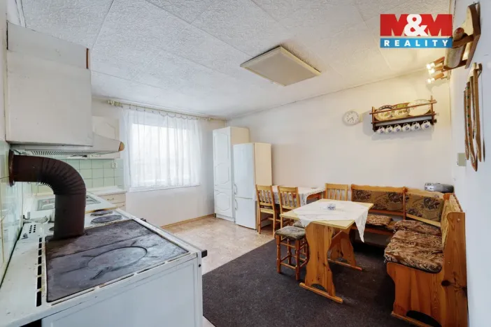 Prodej rodinného domu, Bezvěrov, 110 m2