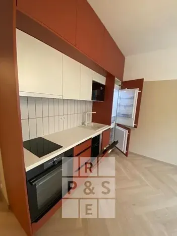 Pronájem bytu 2+kk, Praha - Dejvice, Koulova, 40 m2