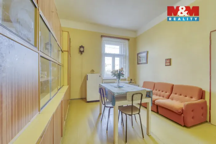 Prodej bytu 2+1, Černošice, Komenského, 109 m2