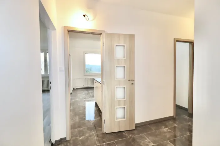 Pronájem bytu 2+1, Ústí nad Labem - Ústí nad Labem-centrum, SNP, 62 m2