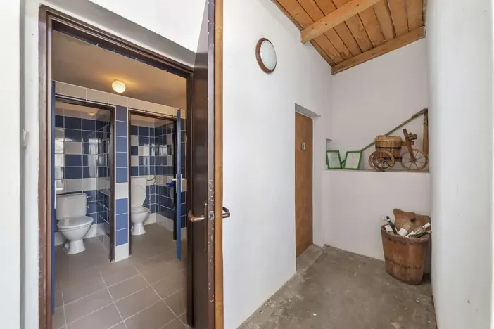 Prodej výrobních prostor, Velké Pavlovice, Trávníky, 2000 m2