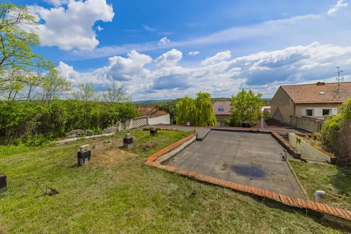 Prodej výrobních prostor, Velké Pavlovice, Trávníky, 2000 m2