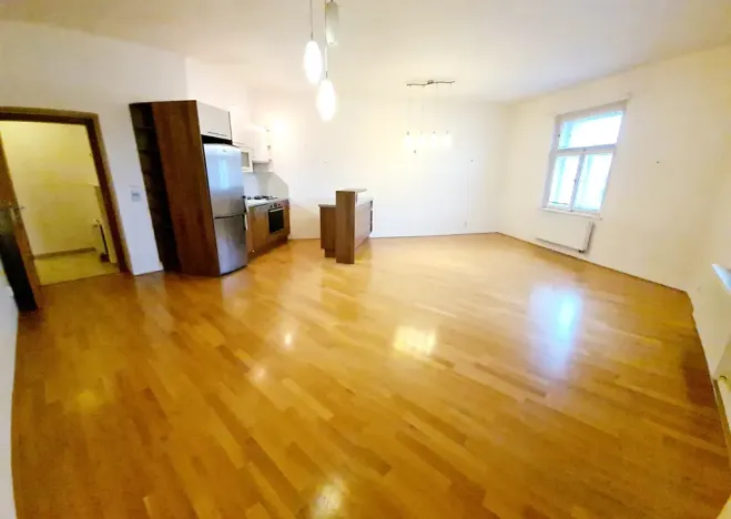 Pronájem bytu 2+kk, Praha - Vinohrady, Koubkova, 65 m2