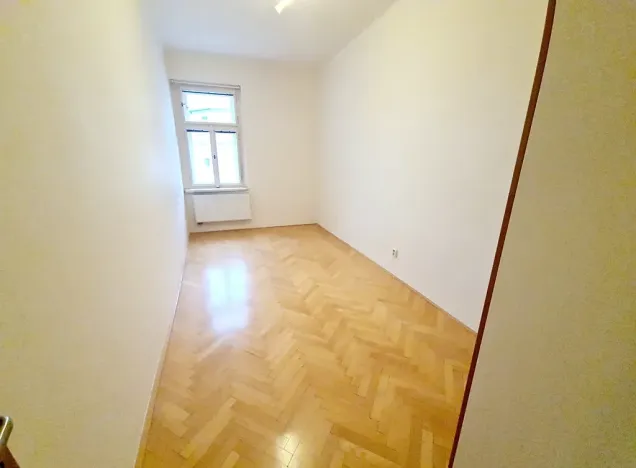 Pronájem bytu 2+kk, Praha - Vinohrady, Koubkova, 65 m2