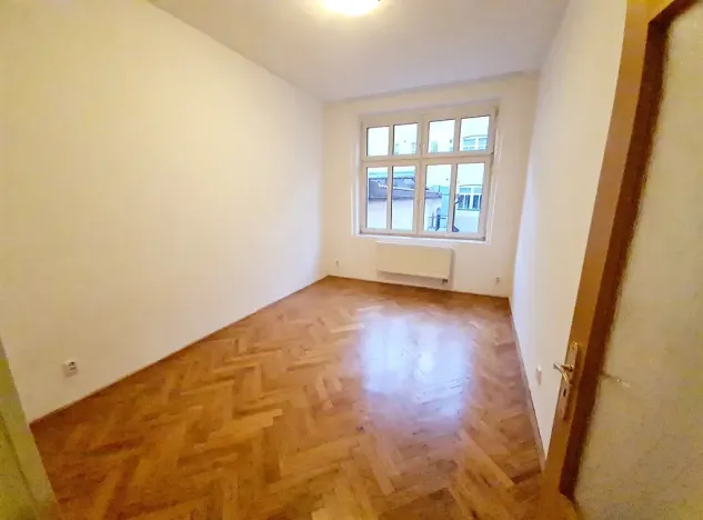 Pronájem bytu 2+kk, Praha - Vinohrady, Řipská, 40 m2