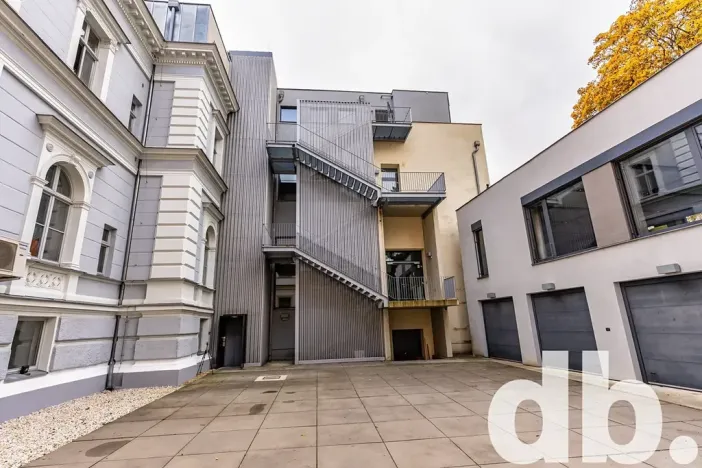 Pronájem kanceláře, Cheb, 26. dubna, 260 m2