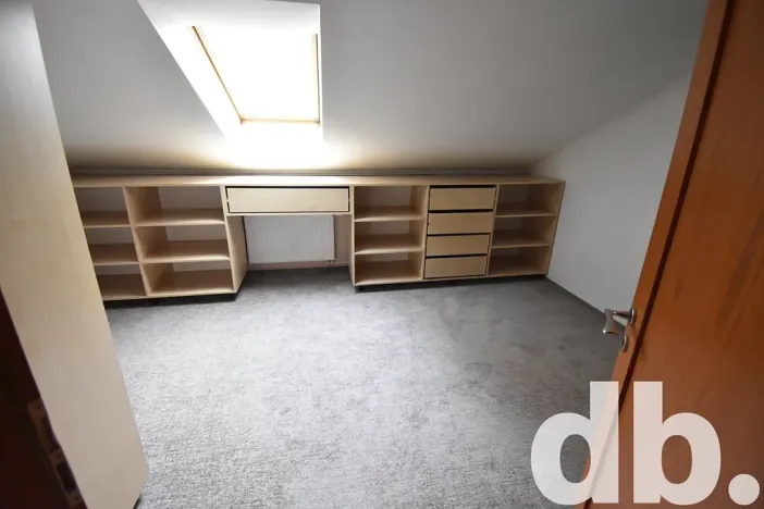 Pronájem bytu 4+kk, Karlovy Vary, Západní, 240 m2