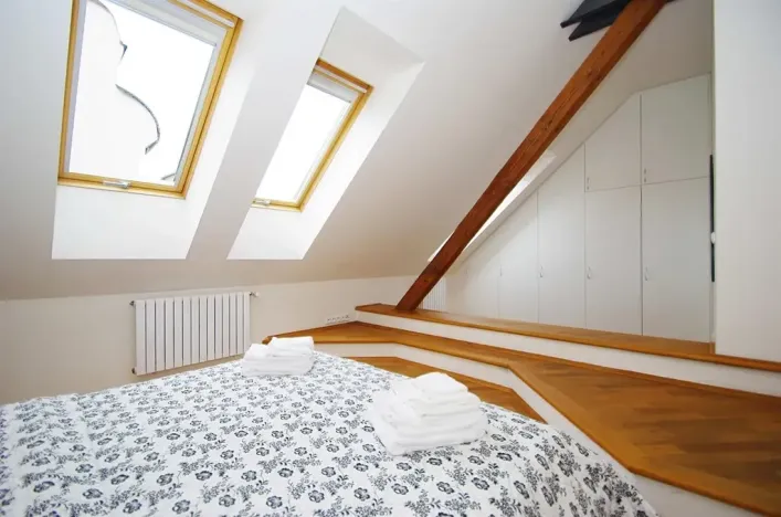 Pronájem bytu 3+kk, Praha - Nové Město, Odborů, 96 m2