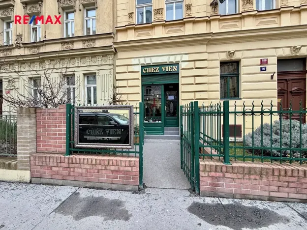 Pronájem obchodního prostoru, Praha - Bubeneč, Šmeralova, 41 m2