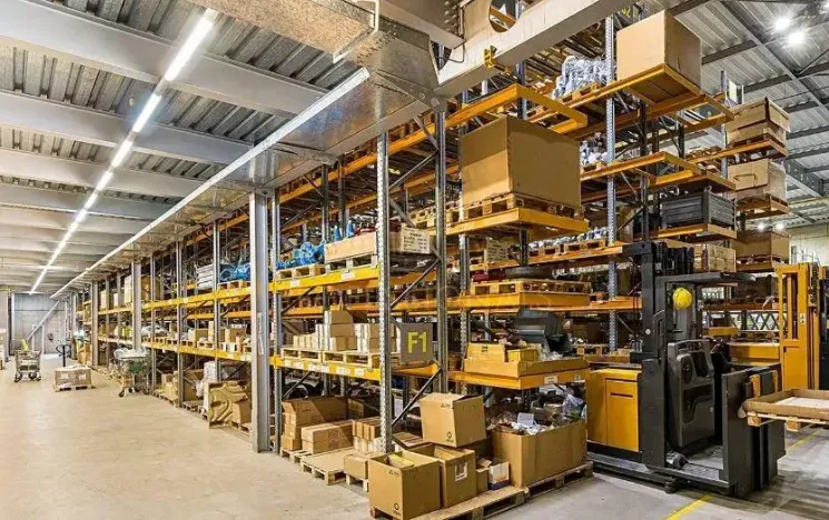 Pronájem skladu, Brno, Plynárenská, 3192 m2