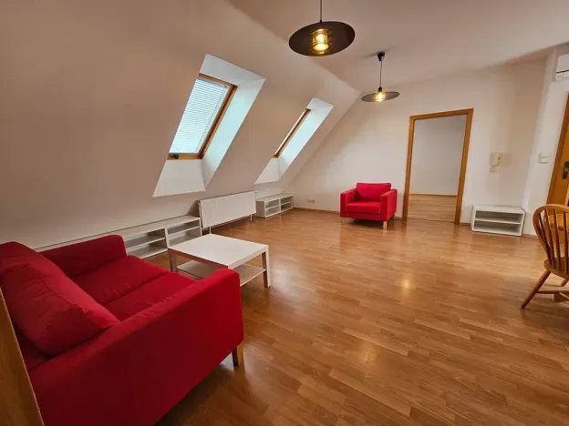 Pronájem bytu 3+kk, Brno, Mojmírovo náměstí, 91 m2