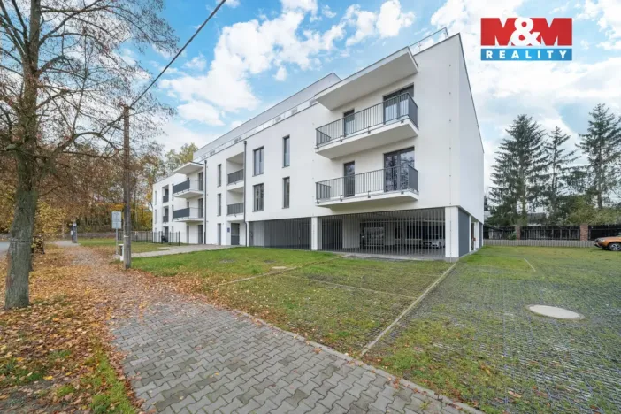 Prodej bytu 1+kk, Třemošná, Školní, 32 m2