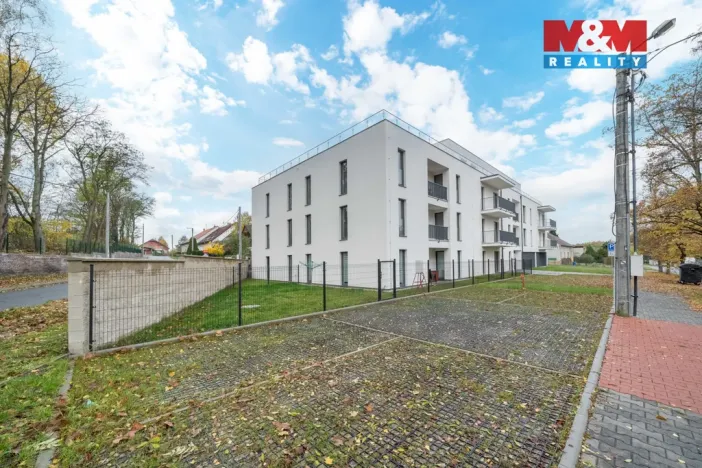 Prodej bytu 1+kk, Třemošná, Školní, 32 m2