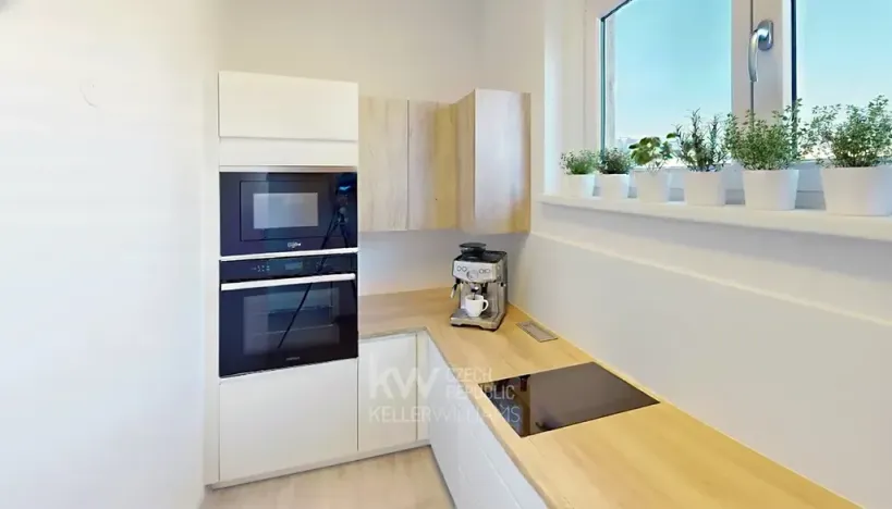 Pronájem atypického bytu, Praha - Vokovice, Na dlouhém lánu, 73 m2