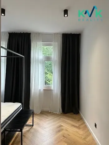 Prodej bytu 2+kk, Karlovy Vary, Sadová, 49 m2