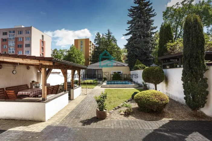 Prodej rodinného domu, České Budějovice - České Budějovice 7, Komenského, 180 m2