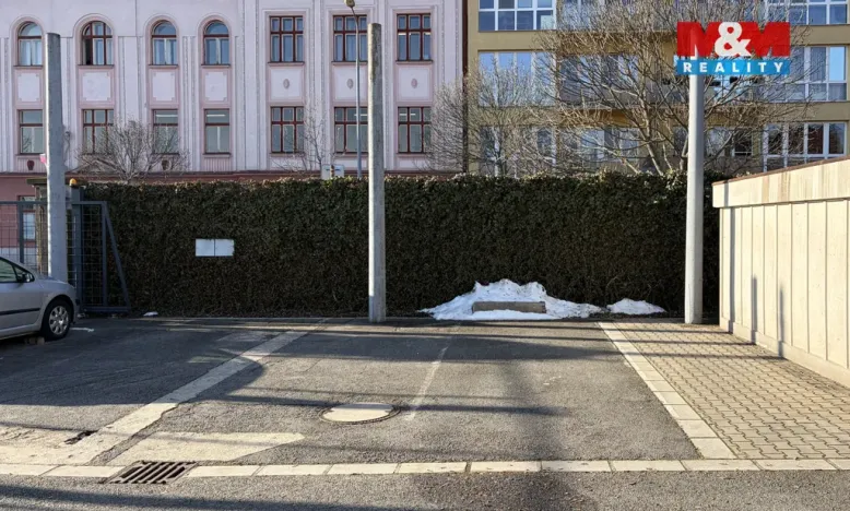 Pronájem kanceláře, Pardubice - Zelené Předměstí, Štefánikova, 96 m2