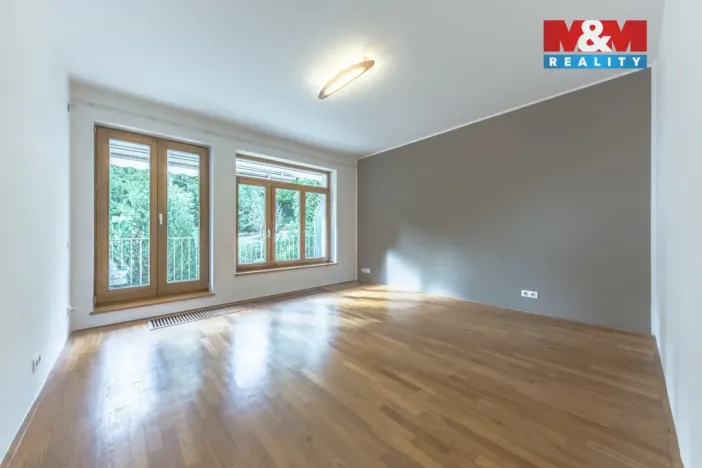 Prodej bytu 4+kk, Praha - Břevnov, Šlikova, 217 m2