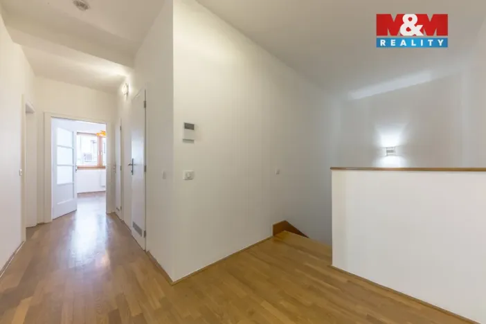 Prodej bytu 4+kk, Praha - Břevnov, Šlikova, 217 m2