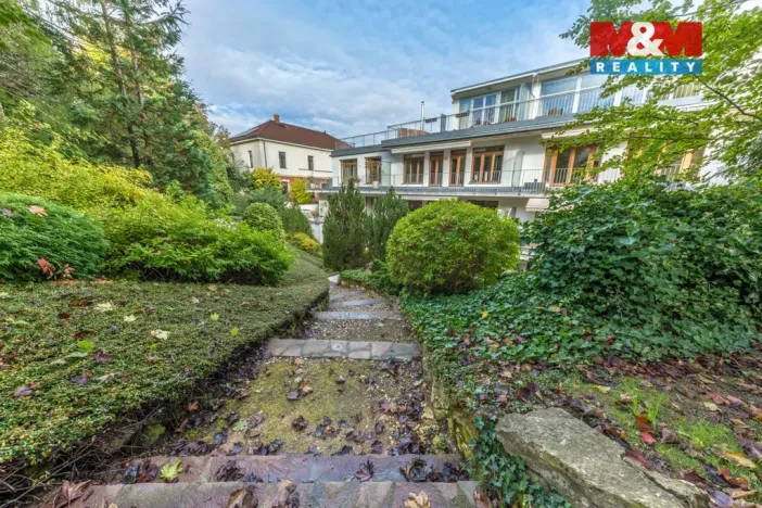 Prodej bytu 4+kk, Praha - Břevnov, Šlikova, 217 m2