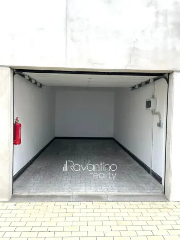 Pronájem garáže, Šlapanice, Brněnská Pole, 18 m2