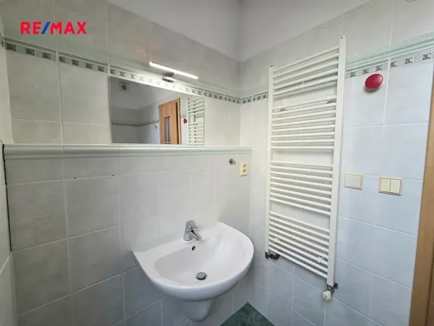 Prodej bytu 2+kk, Jesenice, Příčná I., 45 m2