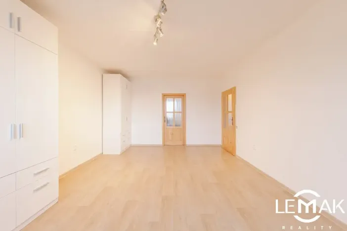 Prodej bytu 3+1, Velká Bystřice, Nádražní I, 68 m2