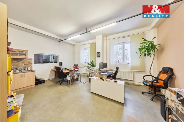 Prodej výrobních prostor, Trutnov - Horní Staré Město, 1667 m2