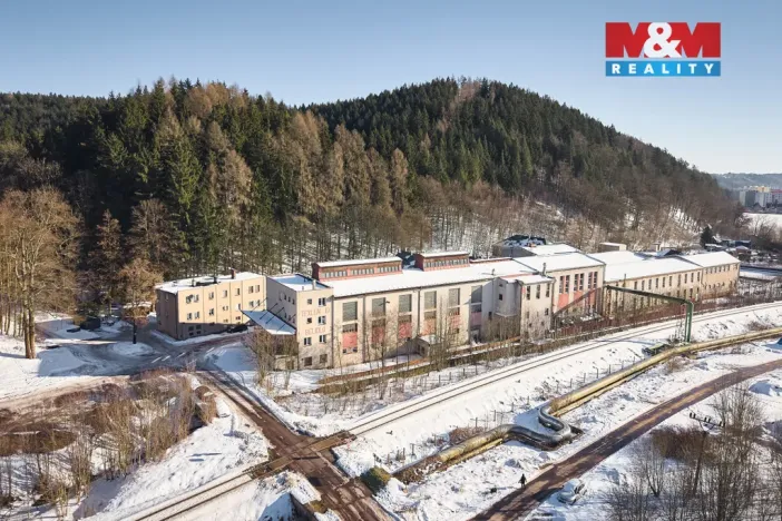 Prodej výrobních prostor, Trutnov - Horní Staré Město, 1667 m2