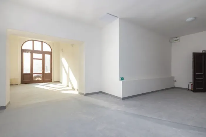 Pronájem obchodního prostoru, Praha - Vršovice, Rostovská, 110 m2