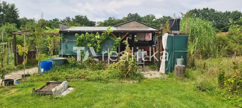 Prodej zahrady, Karviná, 402 m2