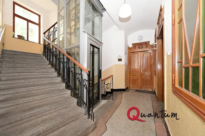 Pronájem kanceláře, Praha - Smíchov, Na Plzeňce, 47 m2