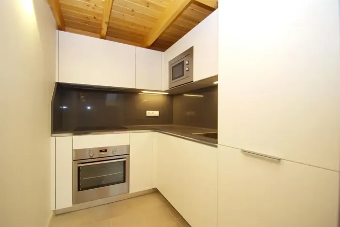 Pronájem bytu 3+kk, Praha - Nové Město, Bolzanova, 79 m2