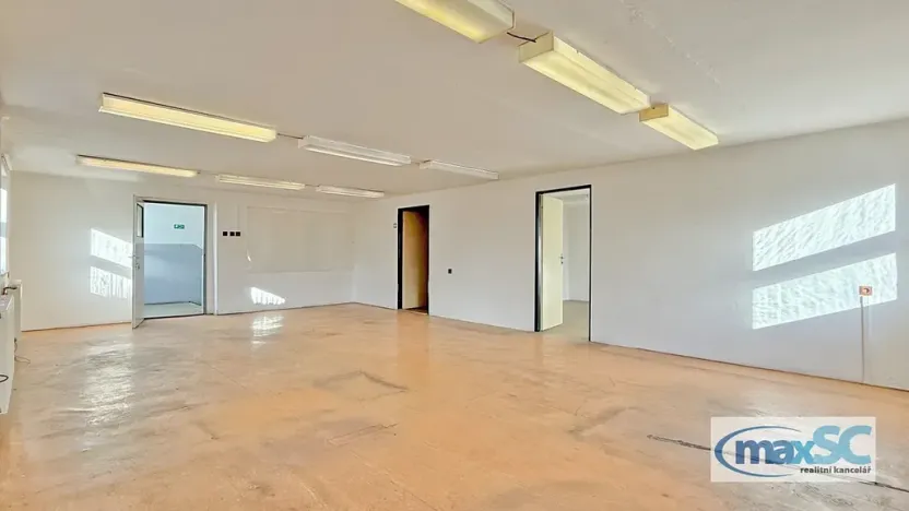 Pronájem skladu, Moravany, 533 m2