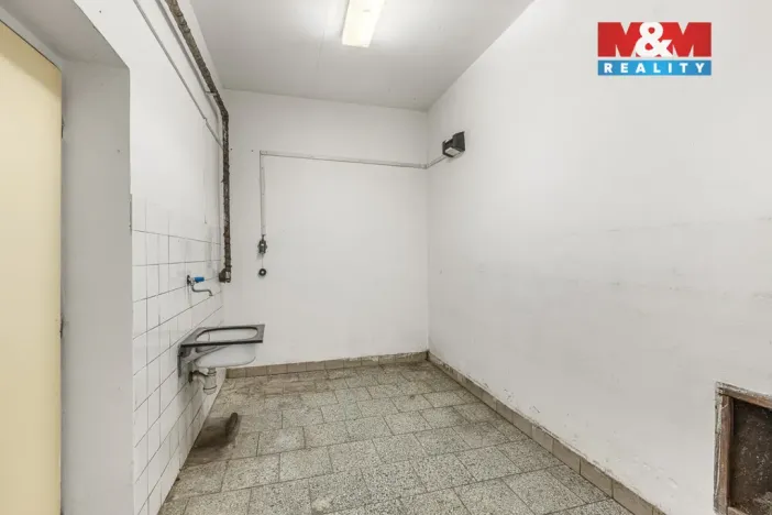 Prodej obchodního prostoru, Kryry - Stebno, 345 m2