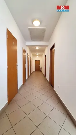 Prodej kanceláře, Hradec Králové - Slezské Předměstí, Vážní, 290 m2