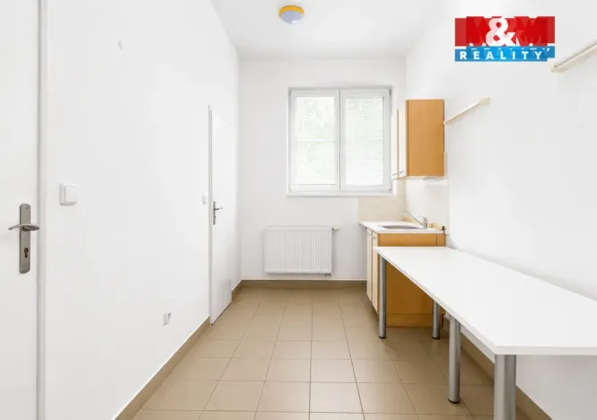 Prodej kanceláře, Hradec Králové - Slezské Předměstí, Vážní, 290 m2