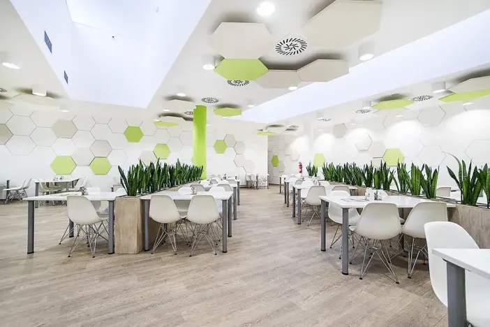 Pronájem kanceláře, Praha - Karlín, Ke Štvanici, 1200 m2