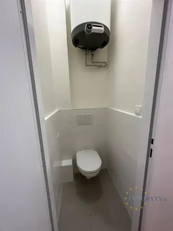 Pronájem bytu 2+kk, Praha - Nusle, Slavojova, 49 m2