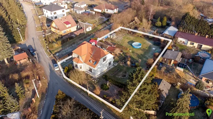 Prodej rodinného domu, Mirošov, Školní, 180 m2